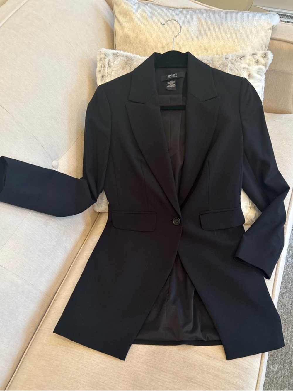 Victoria's Secret Black Single-Button Tailored Blazer